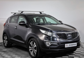 Подержанный автомобиль Kia Sportage 2012 года (3 фото)