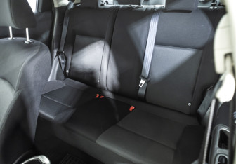 Подержанный автомобиль Nissan Juke 2014 года (10 фото)