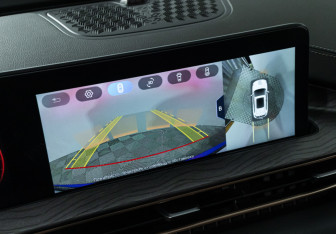 Подержанный автомобиль Exeed LX 2023 года (17 фото)