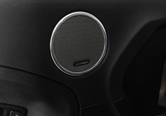 Подержанный автомобиль Land Rover Range Rover Evoque 2015 года (22 фото)