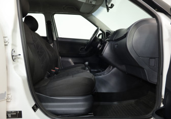 Подержанный автомобиль Skoda Fabia Hatchback 2013 года (20 фото)