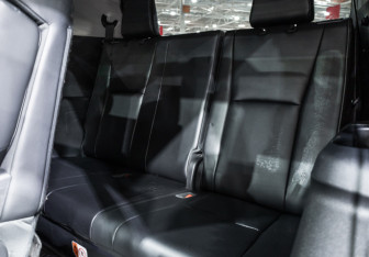 Подержанный автомобиль Toyota Highlander 2021 года (13 фото)