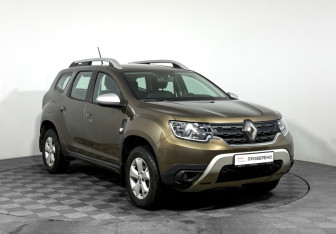 Подержанный автомобиль Renault Duster 2021 года (3 фото)