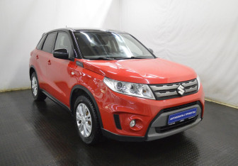 Подержанный автомобиль Suzuki Vitara 2017 года (3 фото)