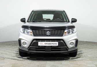 Подержанный автомобиль Suzuki Vitara 2020 года (2 фото)