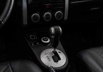 Подержанный автомобиль Nissan X-Trail 2007 года (13 фото)