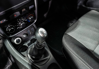 Подержанный автомобиль Renault Duster 2014 года (11 фото)