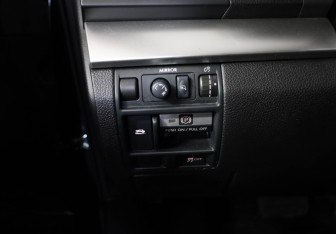 Подержанный автомобиль Subaru Outback Wagon 2012 года (13 фото)