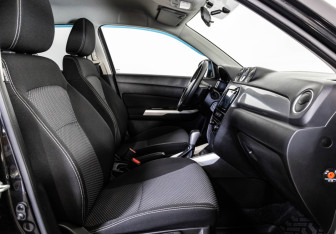 Подержанный автомобиль Suzuki Vitara 2016 года (20 фото)