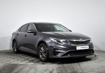 Подержанный автомобиль Kia Optima Sedan 2018 года (3 фото)