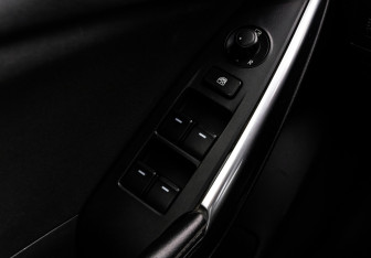 Подержанный автомобиль Mazda 6 Sedan 2014 года (17 фото)