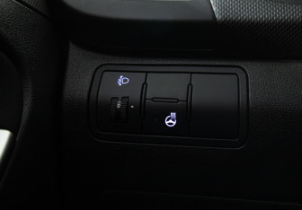 Подержанный автомобиль Hyundai Solaris Sedan 2015 года (16 фото)