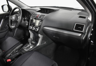 Подержанный автомобиль Subaru Forester Suv 2015 года (12 фото)