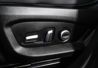 Подержанный автомобиль Exeed VX 2023 года (19 фото)