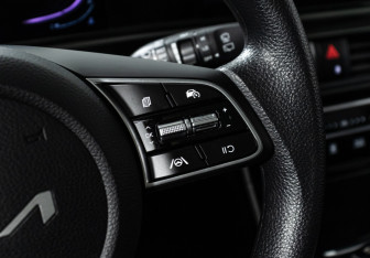 Подержанный автомобиль Kia Seltos 2024 года (23 фото)