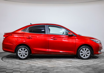 Подержанный автомобиль Changan Alsvin 2023 года (4 фото)