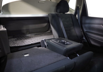 Подержанный автомобиль Nissan X-Trail 2017 года (21 фото)