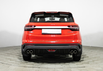 Подержанный автомобиль Geely Coolray 2023 года (6 фото)