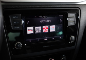 Подержанный автомобиль Skoda Rapid Liftback 2019 года (18 фото)