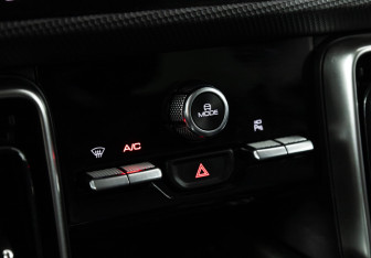 Подержанный автомобиль Haval Dargo 2023 года (17 фото)