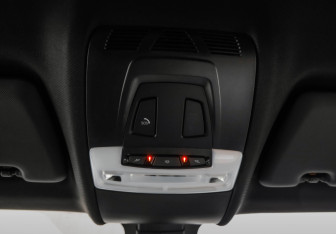 Подержанный автомобиль BMW X5 2016 года (25 фото)