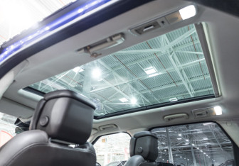 Подержанный автомобиль Land Rover Range Rover Sport 2018 года (27 фото)