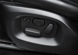 Подержанный автомобиль Land Rover Range Rover Sport 2015 года (30 фото)