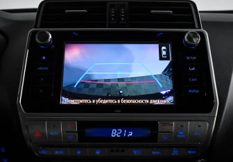 Подержанный автомобиль Toyota Land Cruiser Prado 2019 года (18 фото)