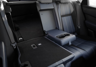 Подержанный автомобиль Land Rover Range Rover Velar 2019 года (34 фото)