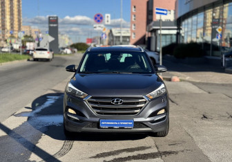 Подержанный автомобиль Hyundai Tucson 2017 года (2 фото)
