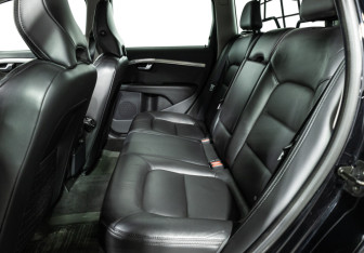 Подержанный автомобиль Volvo XC70 2011 года (10 фото)