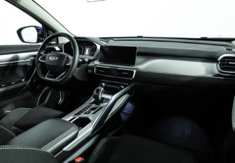 Подержанный автомобиль Geely Coolray 2022 года (9 фото)