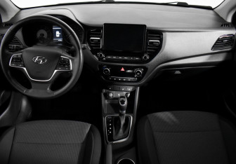 Подержанный автомобиль Hyundai Solaris Sedan 2020 года (13 фото)