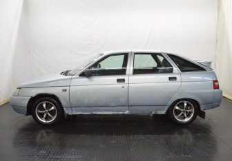 Подержанный автомобиль LADA (ВАЗ) 2112 2007 года (8 фото)
