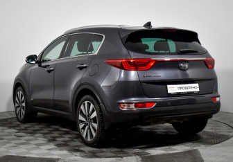 Подержанный автомобиль Kia Sportage 2018 года (7 фото)