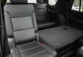 Подержанный автомобиль Chevrolet Tahoe 2021 года (34 фото)
