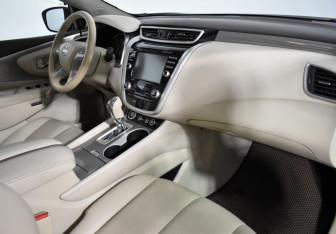 Подержанный автомобиль Nissan Murano Suv 2019 года (14 фото)