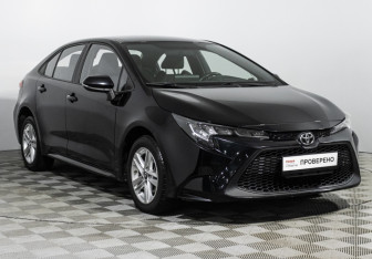 Подержанный автомобиль Toyota Corolla Sedan 2020 года (3 фото)