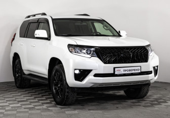 Подержанный автомобиль Toyota Land Cruiser Prado 2021 года (5 фото)