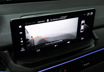 Подержанный автомобиль Honda Accord Sedan 2023 года (19 фото)