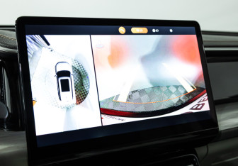 Подержанный автомобиль GAC GS8 2023 года (19 фото)