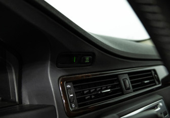 Подержанный автомобиль Volvo S80 2008 года (18 фото)