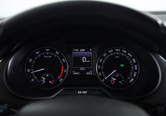 Подержанный автомобиль Skoda Octavia Wagon 2017 года (12 фото)