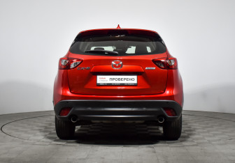 Подержанный автомобиль Mazda CX-5 2015 года (6 фото)