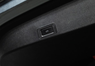 Подержанный автомобиль Jaecoo J7 2023 года (23 фото)