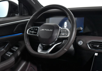 Подержанный автомобиль Jetour X90 2023 года (15 фото)