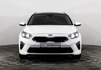 Подержанный автомобиль Kia Ceed Wagon 2019 года (3 фото)