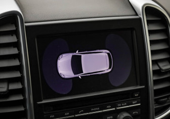 Подержанный автомобиль Porsche Cayenne 2014 года (21 фото)