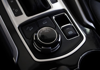 Подержанный автомобиль Mitsubishi Pajero Sport 2018 года (21 фото)