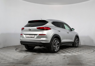 Подержанный автомобиль Hyundai Tucson 2019 года (5 фото)